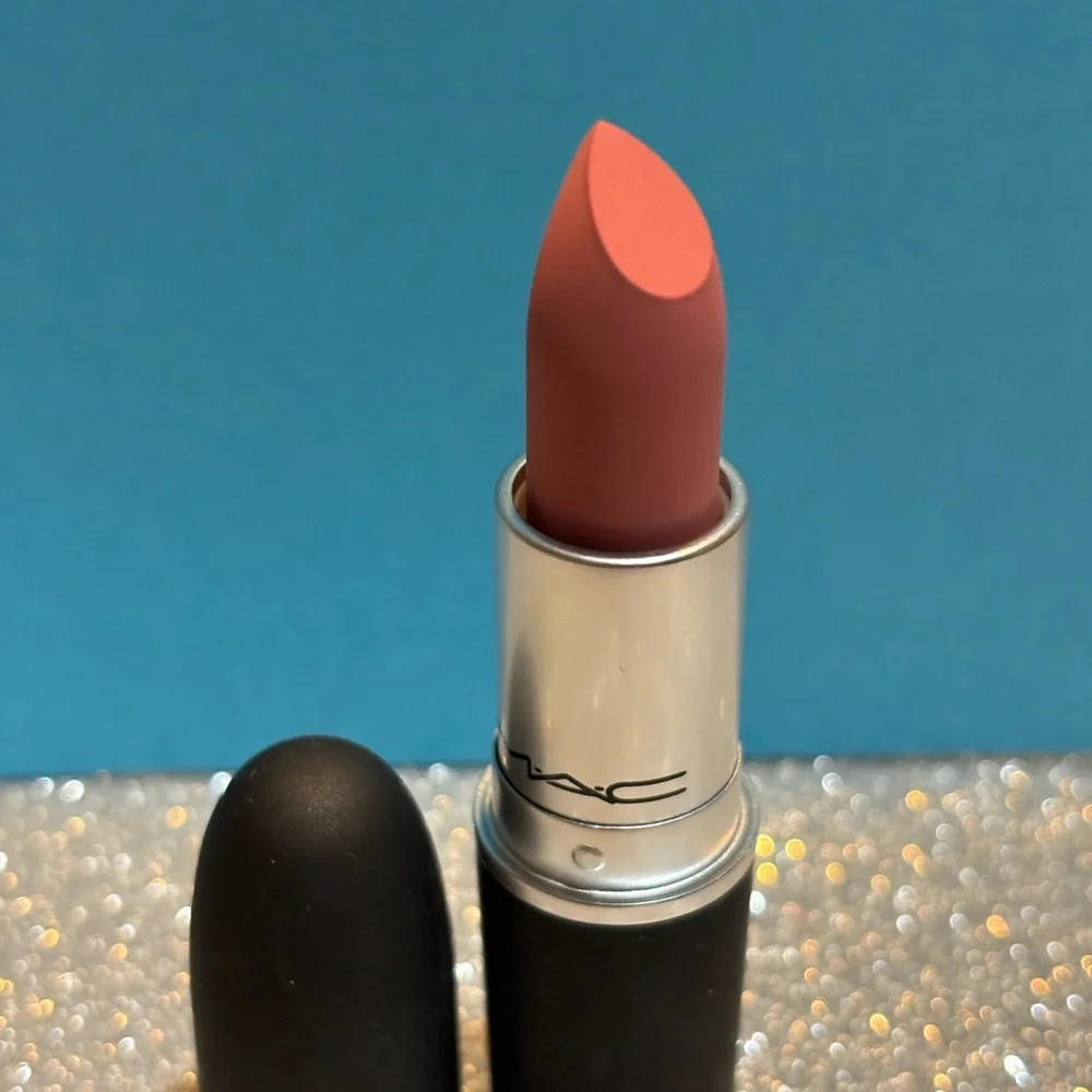 BNIB! MAC Powder Kiss Lipstick in SULTRINESS 304 👄
